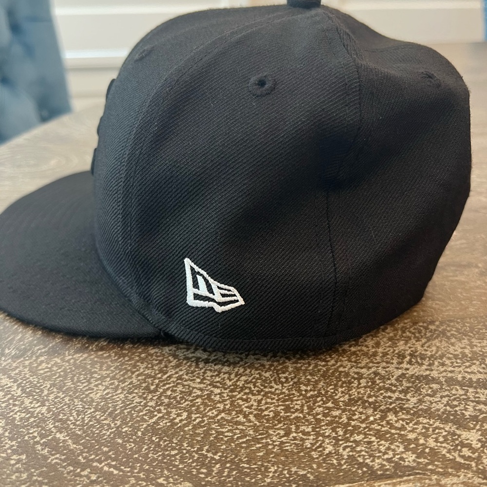 Atlanta Braves Black 59FIFTY Fitted Cap - Picture 7 of 7